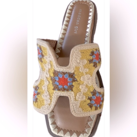 Madden Girl Multicolor Crochet Slide Sandals - Picture 1 of 11
